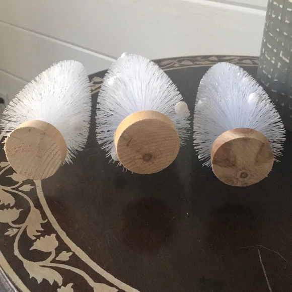 Set of 3 Bottle Brush Trees - Picture 6 of 10